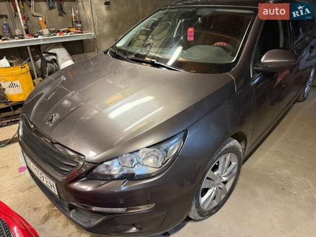 Серый Пежо 308, объемом двигателя 1.6 л и пробегом 263 тыс. км за 8700 $, фото 1 на Automoto.ua