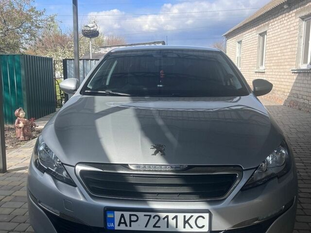 Серый Пежо 308, объемом двигателя 1.56 л и пробегом 218 тыс. км за 8500 $, фото 1 на Automoto.ua