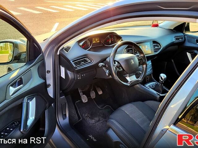 Сірий Пежо 308, об'ємом двигуна 1.6 л та пробігом 284 тис. км за 8300 $, фото 1 на Automoto.ua