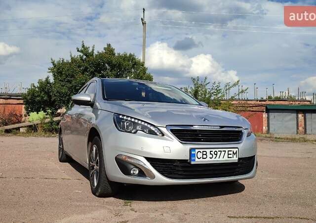 Серый Пежо 308, объемом двигателя 1.56 л и пробегом 260 тыс. км за 11900 $, фото 1 на Automoto.ua