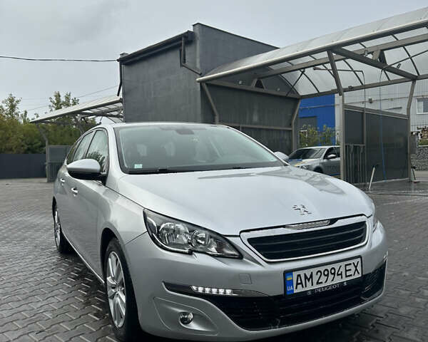 Сірий Пежо 308, об'ємом двигуна 1.6 л та пробігом 265 тис. км за 8300 $, фото 1 на Automoto.ua