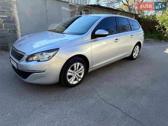 Сірий Пежо 308, об'ємом двигуна 1.56 л та пробігом 220 тис. км за 8800 $, фото 1 на Automoto.ua