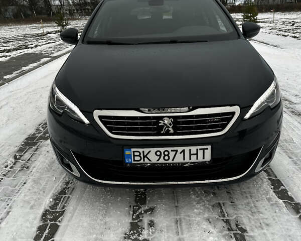 Серый Пежо 308, объемом двигателя 2 л и пробегом 293 тыс. км за 12800 $, фото 1 на Automoto.ua