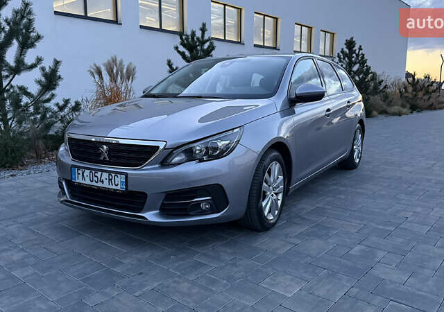 Серый Пежо 308, объемом двигателя 1.5 л и пробегом 202 тыс. км за 12500 $, фото 1 на Automoto.ua