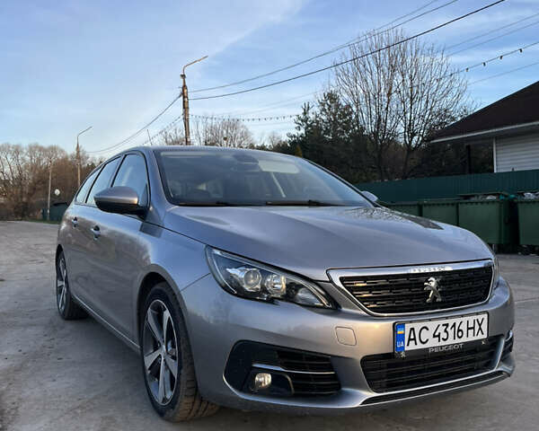 Серый Пежо 308, объемом двигателя 1.5 л и пробегом 206 тыс. км за 11500 $, фото 1 на Automoto.ua