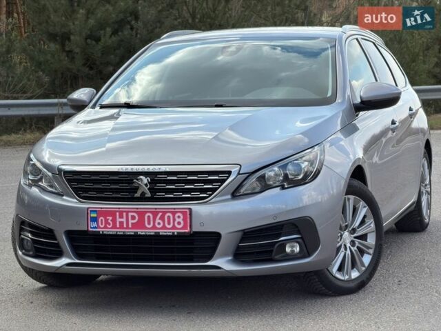 Сірий Пежо 308, об'ємом двигуна 1.5 л та пробігом 182 тис. км за 13799 $, фото 1 на Automoto.ua