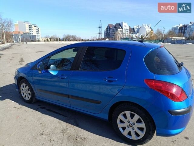 Синий Пежо 308, объемом двигателя 1.6 л и пробегом 229 тыс. км за 4800 $, фото 1 на Automoto.ua