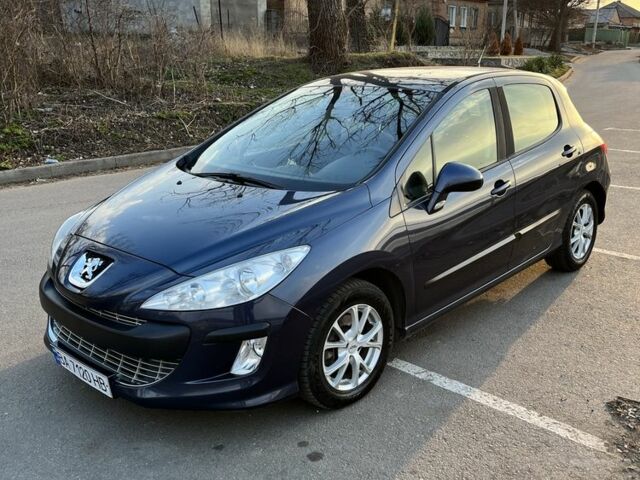 Синий Пежо 308, объемом двигателя 1.6 л и пробегом 230 тыс. км за 5100 $, фото 1 на Automoto.ua