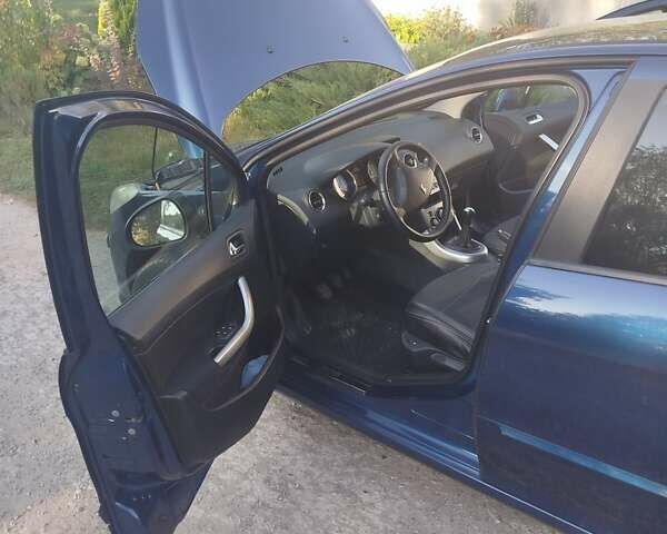 Синій Пежо 308, об'ємом двигуна 1.62 л та пробігом 122 тис. км за 5400 $, фото 1 на Automoto.ua