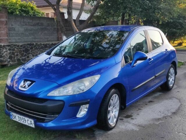 Синий Пежо 308, объемом двигателя 1.6 л и пробегом 245 тыс. км за 5500 $, фото 1 на Automoto.ua