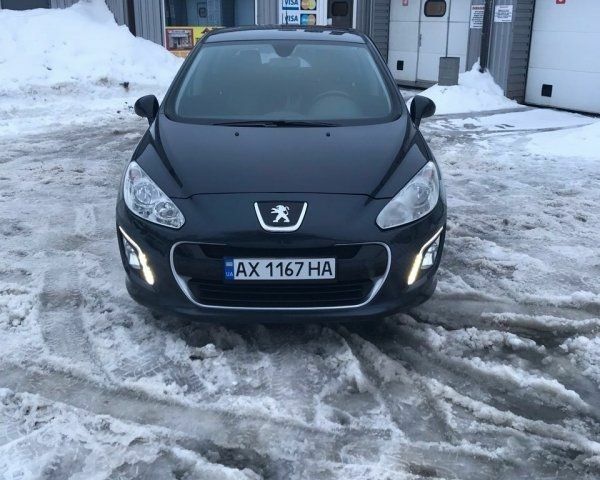 Синий Пежо 308, объемом двигателя 1.6 л и пробегом 133 тыс. км за 9700 $, фото 1 на Automoto.ua