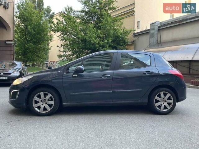 Синій Пежо 308, об'ємом двигуна 1.6 л та пробігом 120 тис. км за 6000 $, фото 1 на Automoto.ua