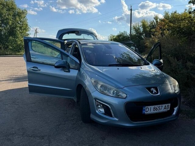 Синий Пежо 308, объемом двигателя 1.6 л и пробегом 180 тыс. км за 7200 $, фото 1 на Automoto.ua