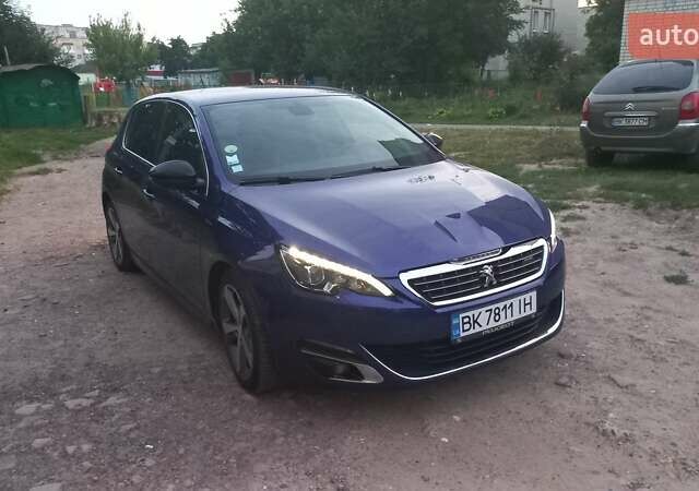 Синий Пежо 308, объемом двигателя 2 л и пробегом 250 тыс. км за 12800 $, фото 1 на Automoto.ua