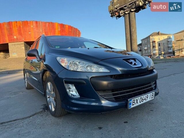 Синий Пежо 308, объемом двигателя 1.6 л и пробегом 242 тыс. км за 5000 $, фото 1 на Automoto.ua