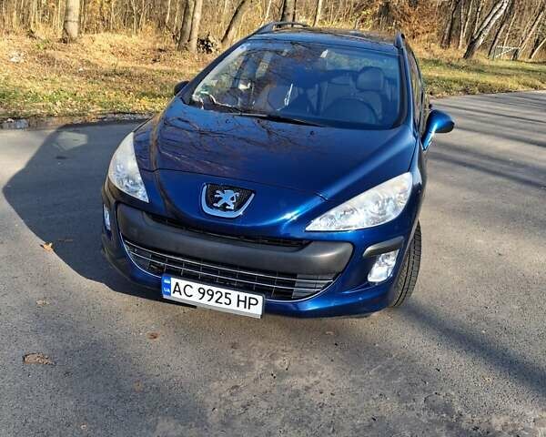 Синий Пежо 308, объемом двигателя 1.6 л и пробегом 165 тыс. км за 6000 $, фото 1 на Automoto.ua