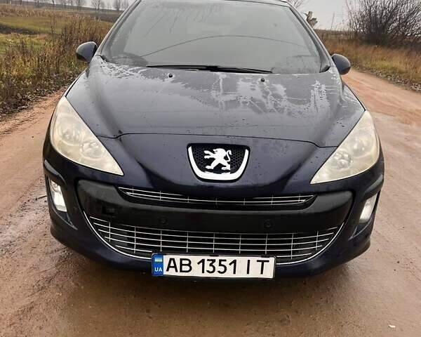 Синій Пежо 308, об'ємом двигуна 1.6 л та пробігом 320 тис. км за 4500 $, фото 1 на Automoto.ua