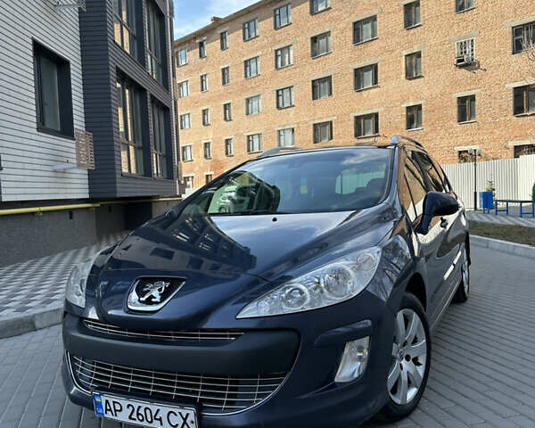 Синий Пежо 308, объемом двигателя 1.6 л и пробегом 303 тыс. км за 4900 $, фото 1 на Automoto.ua