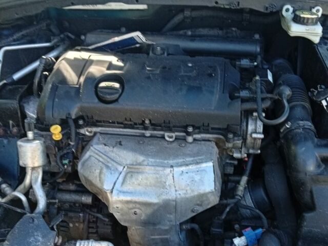 Синий Пежо 308, объемом двигателя 1 л и пробегом 130 тыс. км за 1800 $, фото 1 на Automoto.ua