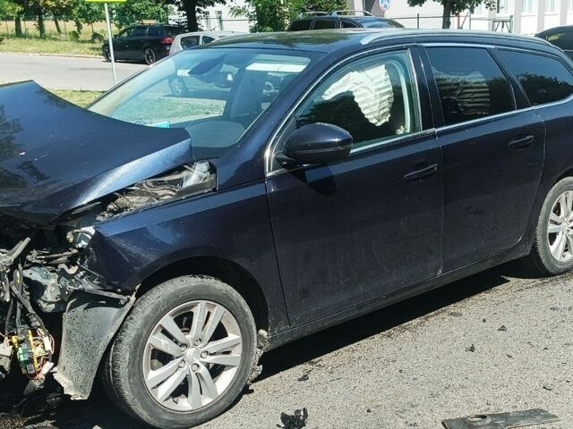 Синій Пежо 308, об'ємом двигуна 1.6 л та пробігом 240 тис. км за 2800 $, фото 1 на Automoto.ua