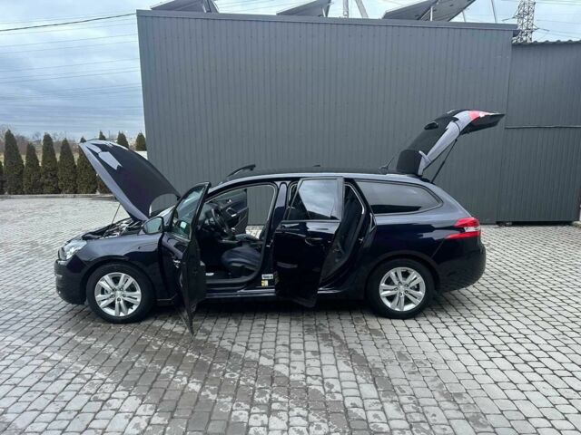 Синий Пежо 308, объемом двигателя 1.6 л и пробегом 262 тыс. км за 10500 $, фото 1 на Automoto.ua