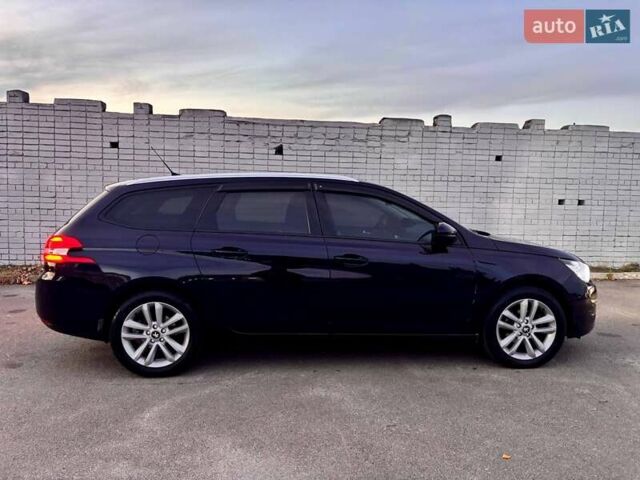Синий Пежо 308, объемом двигателя 1.56 л и пробегом 204 тыс. км за 10800 $, фото 1 на Automoto.ua