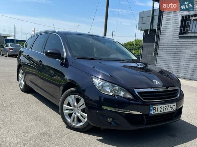 Синий Пежо 308, объемом двигателя 1.56 л и пробегом 253 тыс. км за 9800 $, фото 1 на Automoto.ua