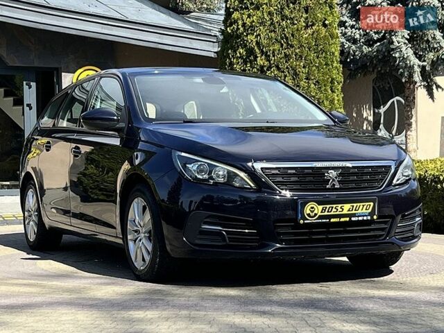 Синий Пежо 308, объемом двигателя 1.56 л и пробегом 250 тыс. км за 9200 $, фото 1 на Automoto.ua