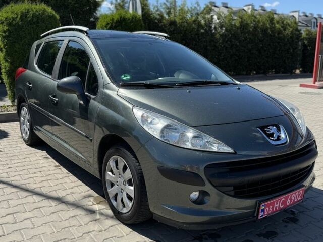 Зеленый Пежо 308, объемом двигателя 1.4 л и пробегом 204 тыс. км за 5200 $, фото 1 на Automoto.ua