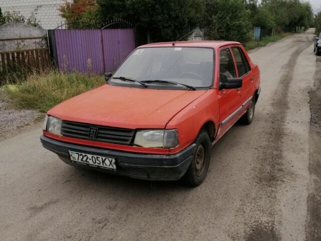 Пежо 309 1986 у Фастове на Automoto.ua Червоний Пежо 309, об'ємом двигуна 1.1 л та пробігом 100 тис. км за 450 $, фото 1 на Automoto.ua