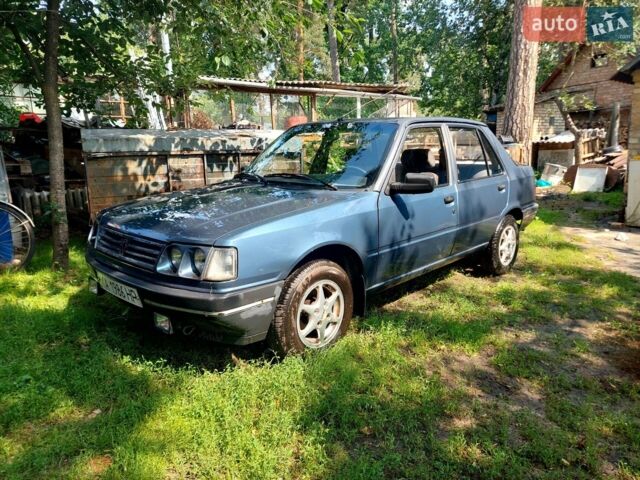 Синій Пежо 309, об'ємом двигуна 1.58 л та пробігом 215 тис. км за 1100 $, фото 1 на Automoto.ua