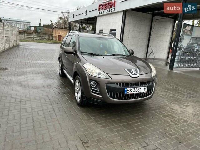 Коричневый Пежо 4007, объемом двигателя 2.18 л и пробегом 230 тыс. км за 9050 $, фото 1 на Automoto.ua