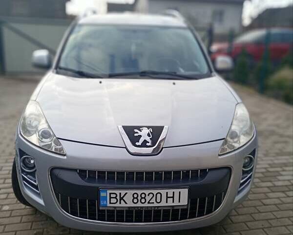 Серый Пежо 4007, объемом двигателя 2.18 л и пробегом 292 тыс. км за 9500 $, фото 1 на Automoto.ua