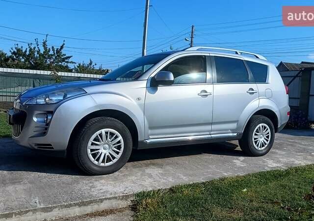 Сірий Пежо 4007, об'ємом двигуна 2.18 л та пробігом 210 тис. км за 10800 $, фото 1 на Automoto.ua