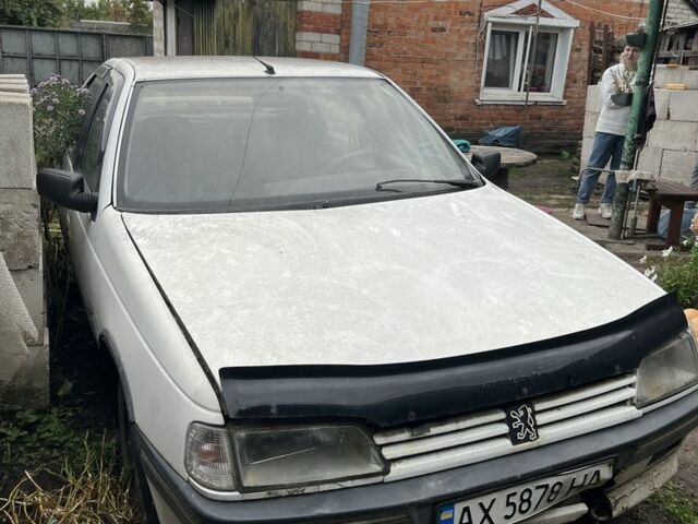 Белый Пежо 405, объемом двигателя 1.9 л и пробегом 250 тыс. км за 500 $, фото 1 на Automoto.ua