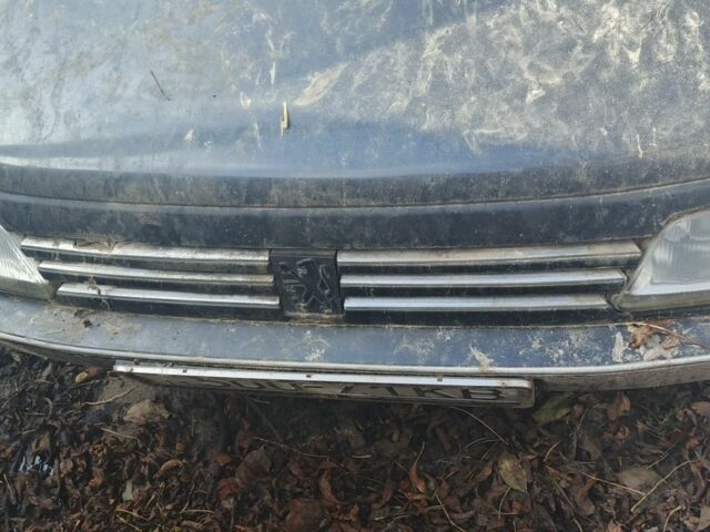 Черный Пежо 405, объемом двигателя 1.9 л и пробегом 141 тыс. км за 358 $, фото 1 на Automoto.ua