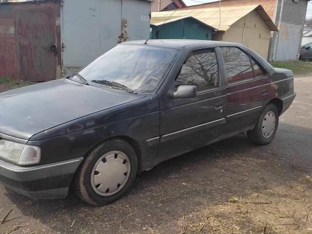 Черный Пежо 405, объемом двигателя 1.6 л и пробегом 280 тыс. км за 600 $, фото 1 на Automoto.ua