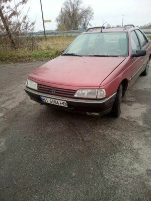Красный Пежо 405, объемом двигателя 1.6 л и пробегом 250 тыс. км за 1183 $, фото 1 на Automoto.ua
