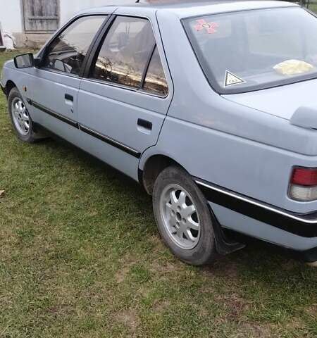 Серый Пежо 405, объемом двигателя 1.6 л и пробегом 317 тыс. км за 2000 $, фото 1 на Automoto.ua