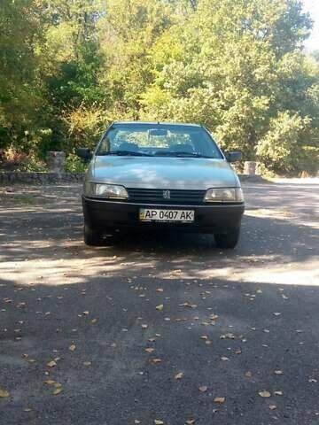 Серый Пежо 405, объемом двигателя 1.6 л и пробегом 300 тыс. км за 1500 $, фото 1 на Automoto.ua