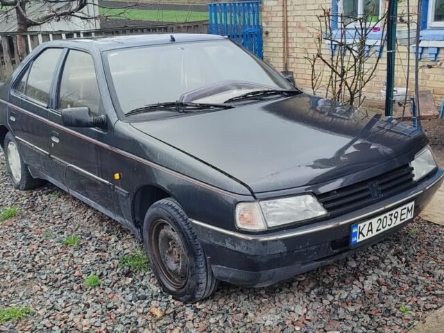 Серый Пежо 405, объемом двигателя 1.6 л и пробегом 300 тыс. км за 500 $, фото 1 на Automoto.ua