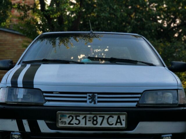 Серый Пежо 405, объемом двигателя 2 л и пробегом 100 тыс. км за 753 $, фото 1 на Automoto.ua