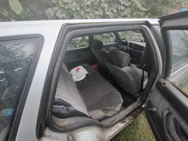 Сірий Пежо 405, об'ємом двигуна 1.6 л та пробігом 343 тис. км за 725 $, фото 1 на Automoto.ua