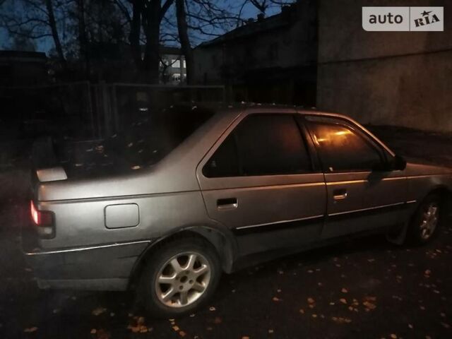 Сірий Пежо 405, об'ємом двигуна 1.6 л та пробігом 302 тис. км за 1500 $, фото 1 на Automoto.ua