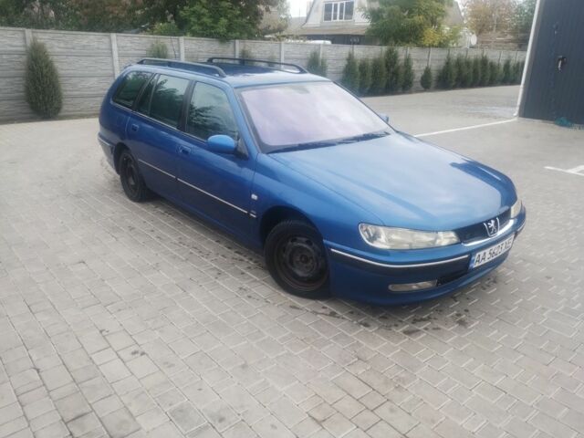 Синій Пежо 406, об'ємом двигуна 2.2 л та пробігом 350 тис. км за 2599 $, фото 1 на Automoto.ua