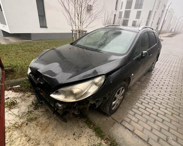 Черный Пежо 407, объемом двигателя 1.6 л и пробегом 330 тыс. км за 1700 $, фото 1 на Automoto.ua