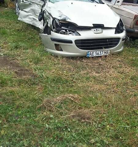 Серый Пежо 407, объемом двигателя 1.75 л и пробегом 200 тыс. км за 700 $, фото 1 на Automoto.ua