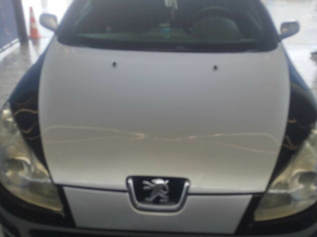 Серый Пежо 407, объемом двигателя 1.7 л и пробегом 232 тыс. км за 3400 $, фото 1 на Automoto.ua