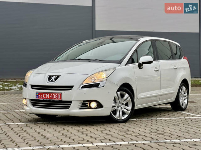 Белый Пежо 5008, объемом двигателя 2 л и пробегом 264 тыс. км за 9850 $, фото 1 на Automoto.ua