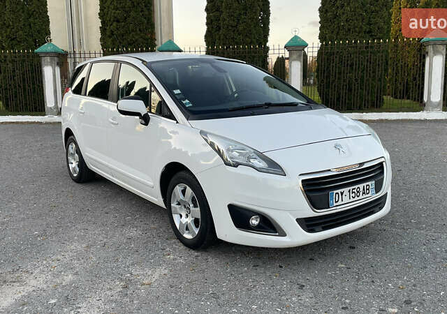 Білий Пежо 5008, об'ємом двигуна 1.6 л та пробігом 220 тис. км за 12300 $, фото 1 на Automoto.ua